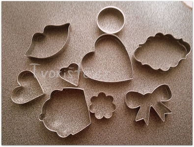 Vykrajovátka použitá na perníčky ke dni matek