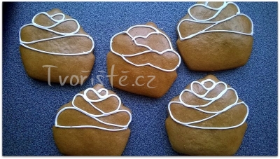 Muffinky - kontury připravené na vyplnění