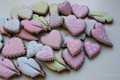 Jemná srdíčka a pírka