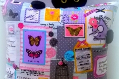 Polštářek s černou kočičkou