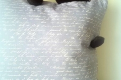 Polštářek s černou kočičkou