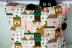 Polštářek s kočičkou