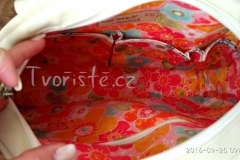 Kabelka pro tetu a pro radost